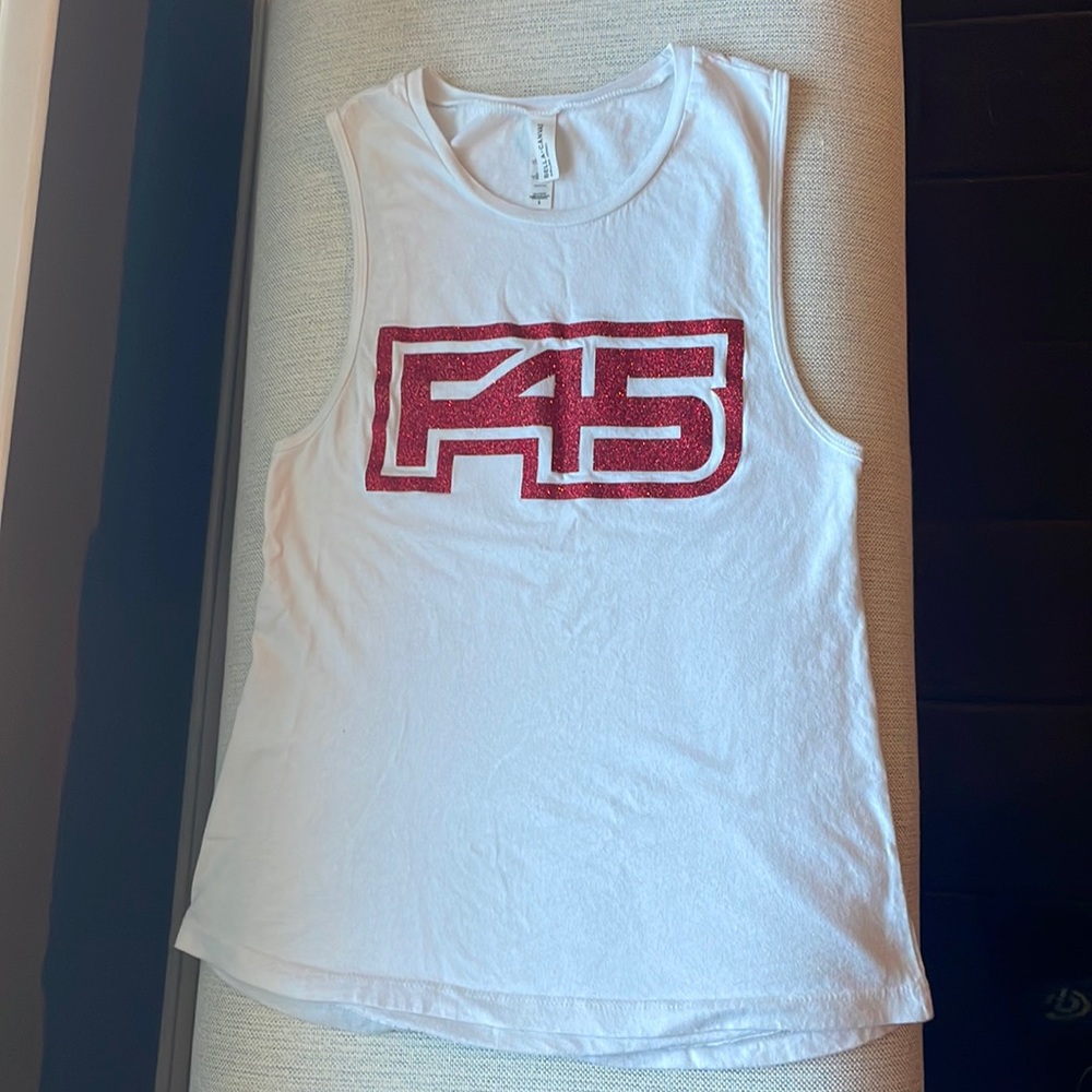 F45 sparkle athletic top